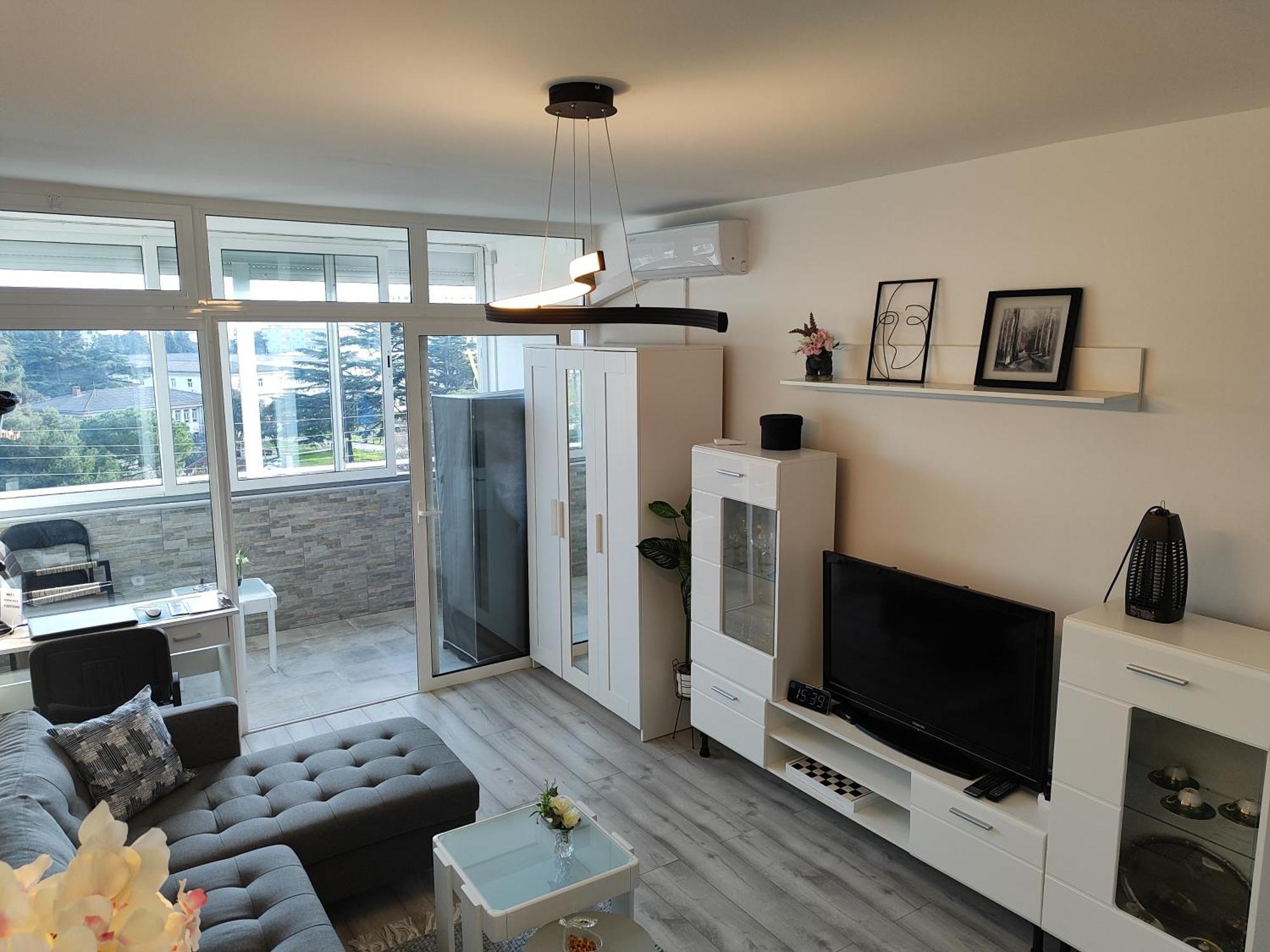 Apartment Zara With Garage Buitenkant foto